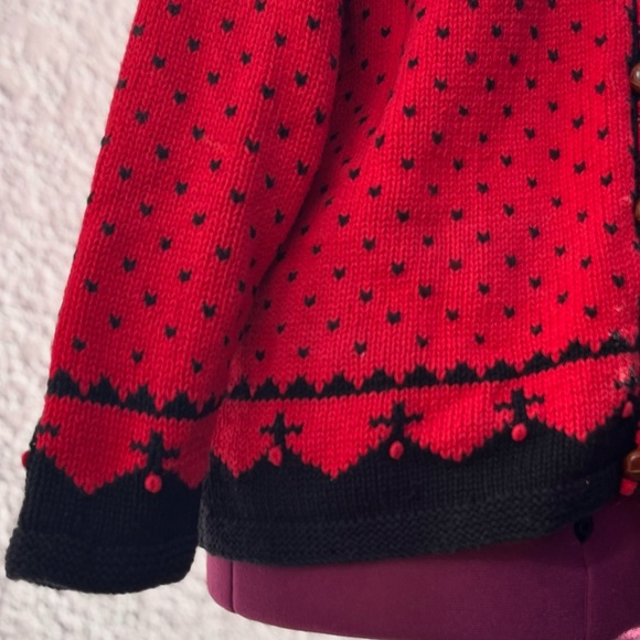 Hand Knit Cardigan, Cardigan Bay - Picture 6 of 7